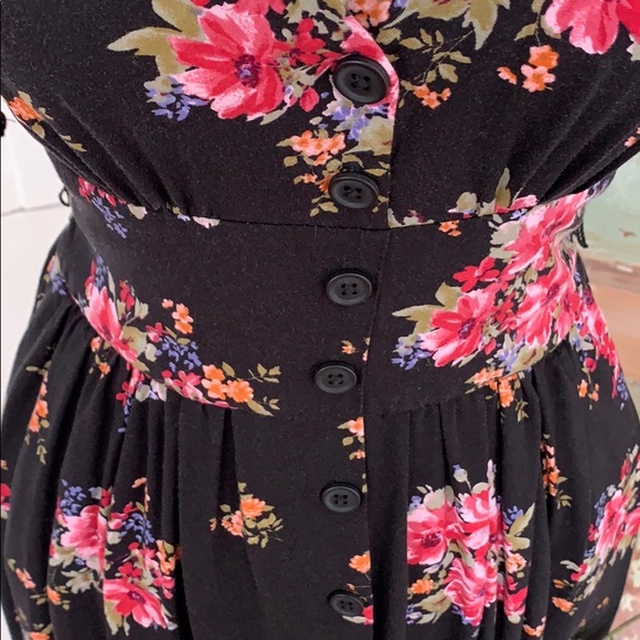 Floral dress - Picture 4 of 4